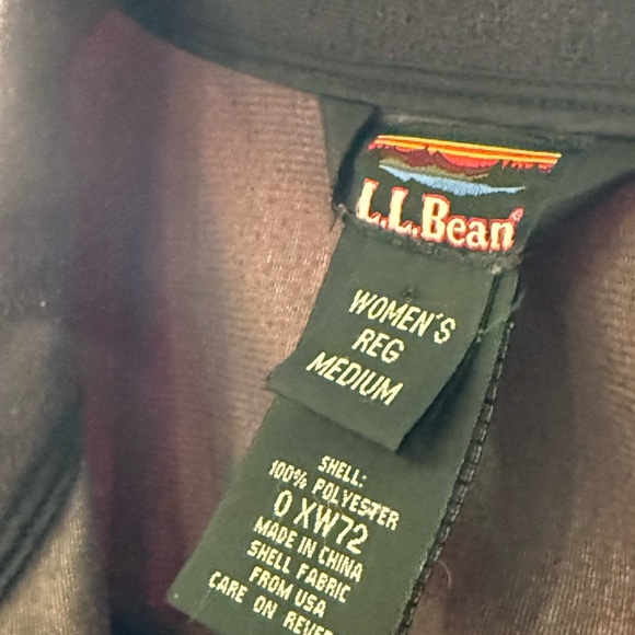 Ll Bean, women’s exterior jacket. - Picture 2 of 5